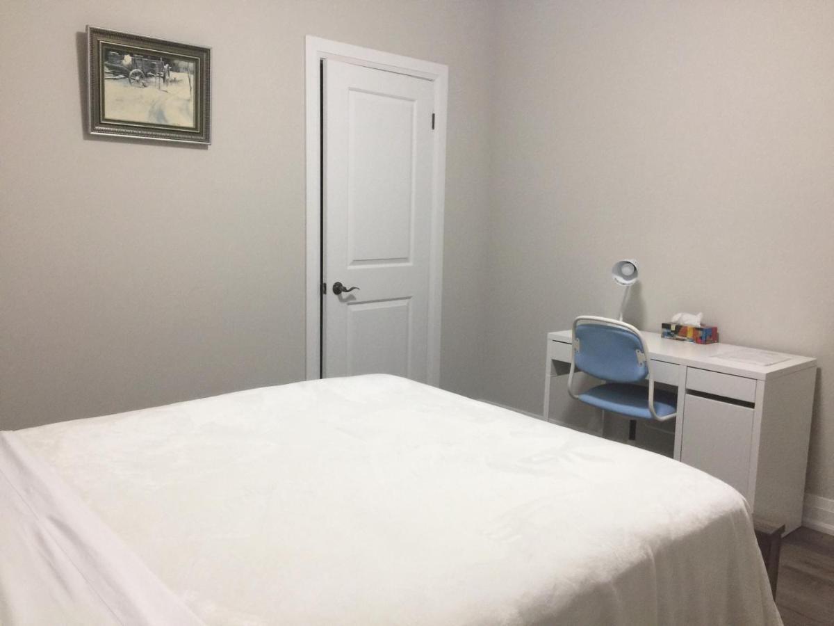 Charming, Comfortable Bsmt Apartment In Pickering Exterior foto