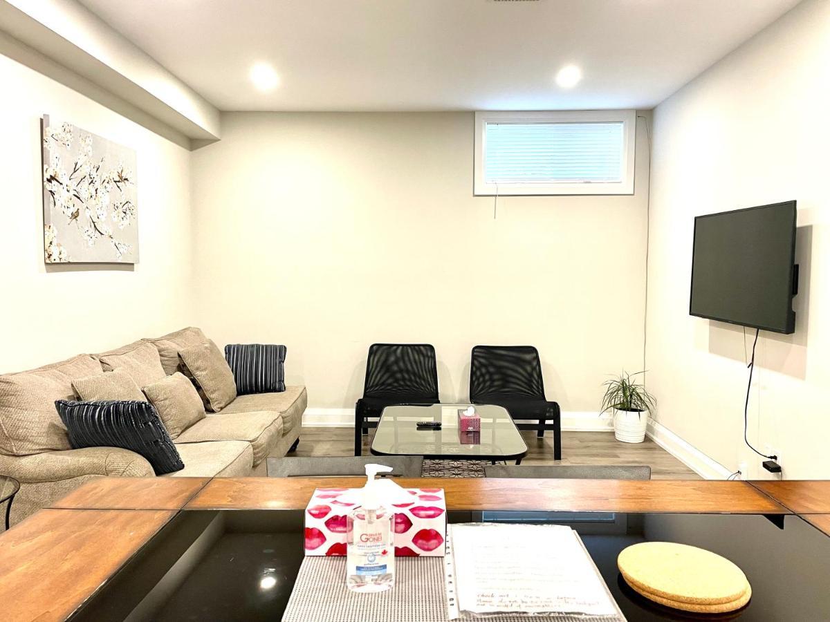 Charming, Comfortable Bsmt Apartment In Pickering Exterior foto