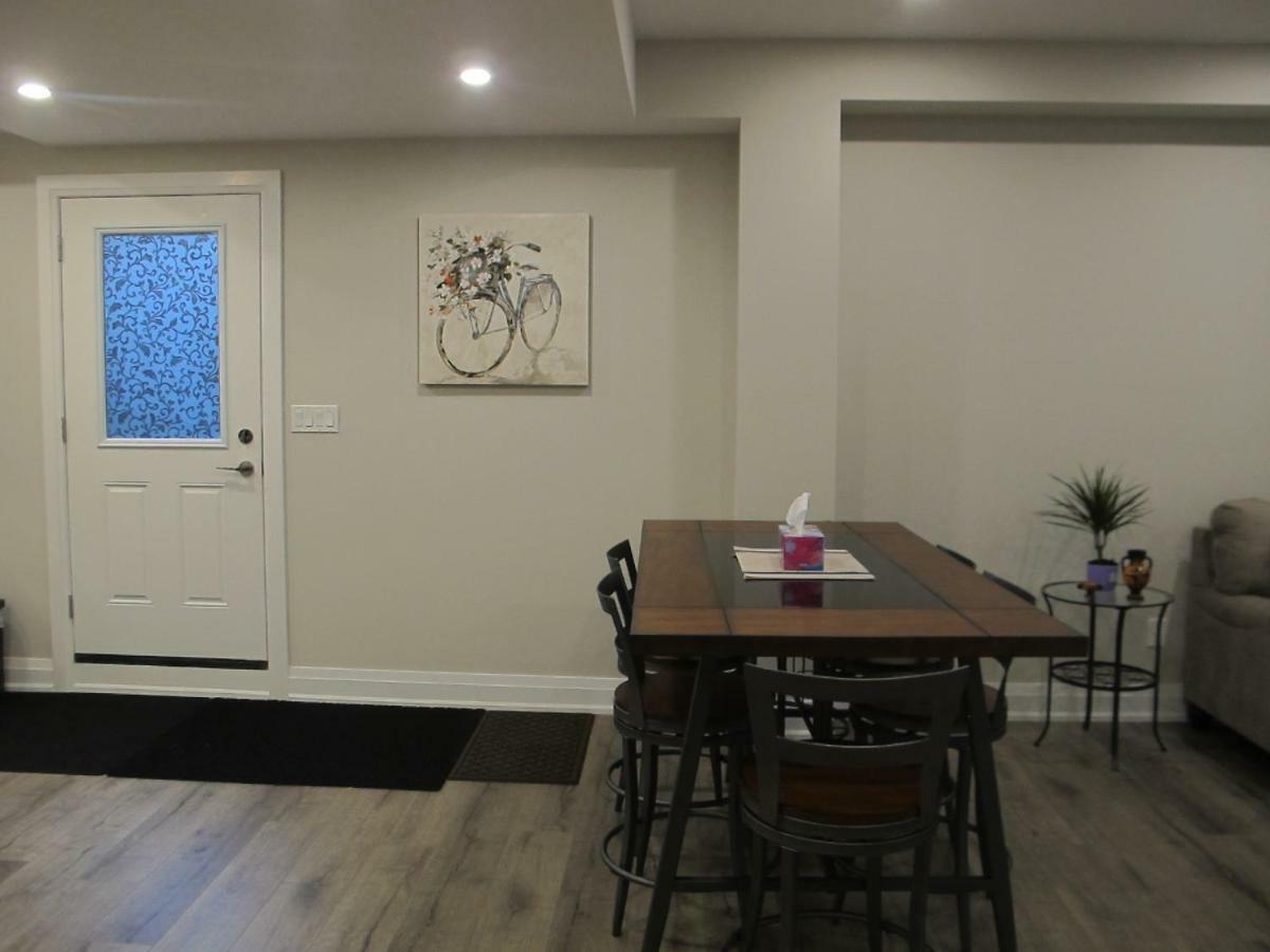 Charming, Comfortable Bsmt Apartment In Pickering Exterior foto